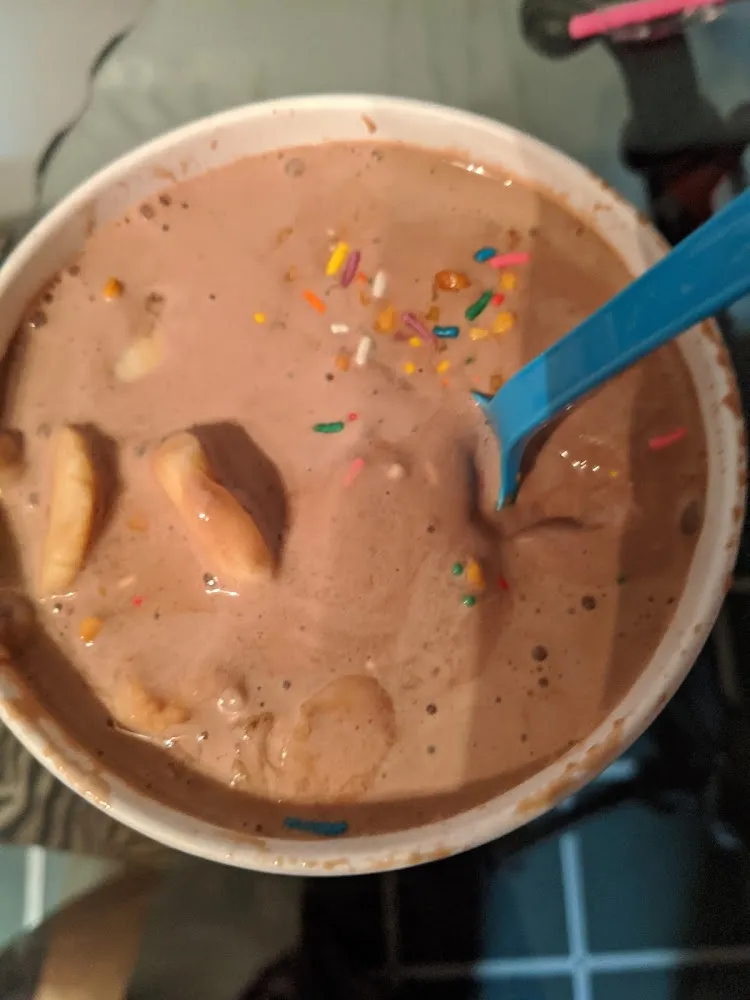 Extra Large Hurricane Banana with Chocolate Ice Cream and Twinkle